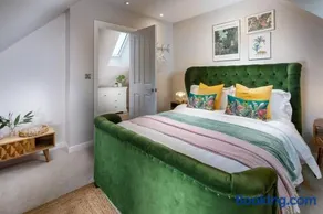 Penthouse Apartment Arundel - Image 1