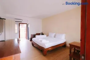 Poonnagunn hotel - Image 4