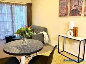 Prime Location 1 Bdr Apt in Perth - Image 2