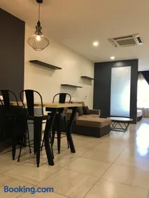 PM Octagon Ipoh Suites & Apartment 1 - Image 1