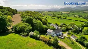Finest Retreats - Hilltop Haven - Image 2