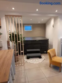Le gîte de campagnette avec son jacuzzi privatif - Image 5