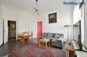 2 room Old Town apartment - Image 2