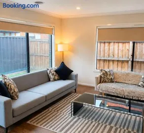 Modern Family Home in Truganina - Space to Relax - Image 4