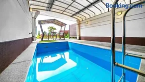 Yeosu Riviera Pool Villa Resort - Image 3
