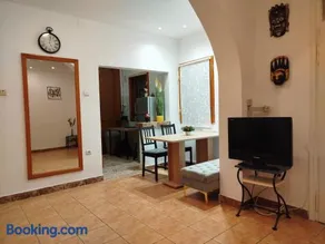 Central Victoriei Guesthouse - Image 1