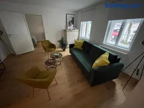 Dachau Altstadt Apartment mit Küche für bis zu 6 Gäste nahe Schloss und ÖPNV - Image 4