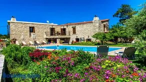 Villa Veryiana - Image 1