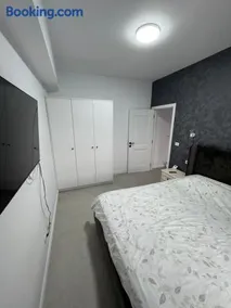 DE Apartment - Image 4