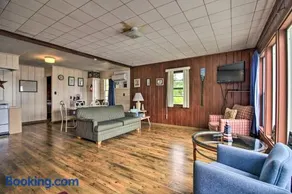 Lake Retreat: Fire Pit, Boat Rentals, BBQ! - Image 4