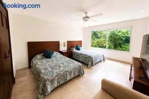 Pichilingue - 4BDR APT in Acapulco - Image 1
