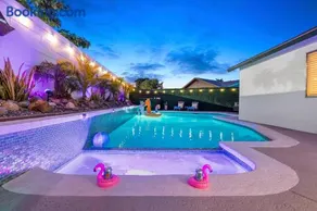 The Splash House - Image 2