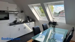 Apartment Köln Bonn DeLux Burgblick - Image 1