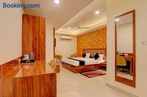 Hotel Heera Grand - Image 1