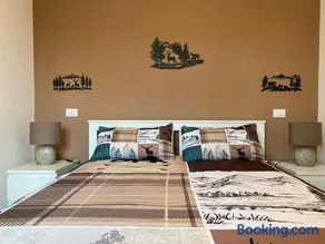 ANITA'S - Image 3