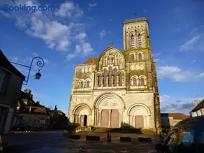 The Good Studio Vezelay - Image 3