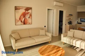 Ashta Suites - Villa Aura - Image 4