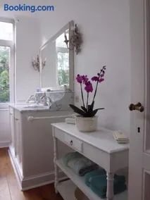 Apartments Suites in Antwerp - Image 5