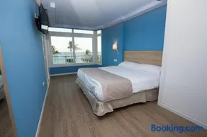Luxury Ocean Beach Apartment - Image 3