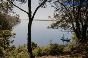 Teulu House - Luxury Retreat in Nungurner - Image 4
