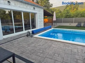 Holiday Home Villa Marija - Image 1
