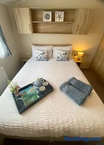 Gannets Rest - Spacious Static Caravan with Sea Views - Image 2