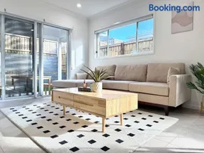 Nature at Your Doorstep – New House, Easy Vibes - Image 1