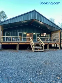 Livin on the Edge Cabin in Albert Pike, Beautiful! - Image 1