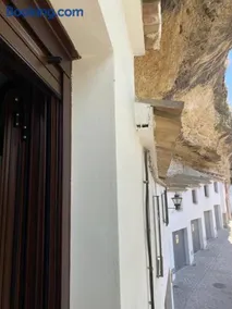 Casa Cueva Un Rincón en la Roca - Image 1