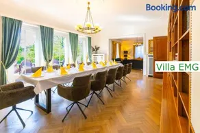 Luxury Villa EMG Steinfurt - Historische Villa mit Sauna, SPA, Garten & großem Essbereich für bis zu 22 Personen - Image 3