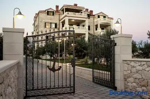 Apartments Villa Barbara - Image 2