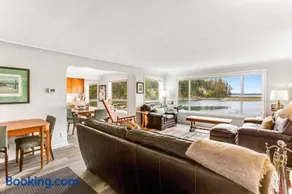 The Glen Cove Sand Spit - Image 4