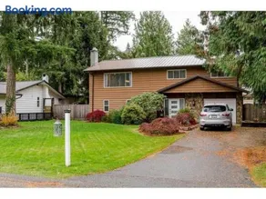 Brookswood Oasis - Guest suite,1 bedroom,1 den & 1 full bathroom - Image 3