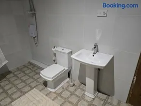 Cape Coast Travellers' Inn - Image 5