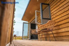 Lakeside Lodge- 'Swallow' - Image 1
