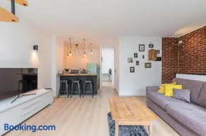 Appartement lumineux avec rooftop et garage privé. - Image 3