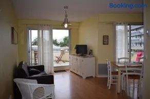 Appartement rénové situé plage de Trestraou à PERROS-GUIREC - Réf 857 - Image 1