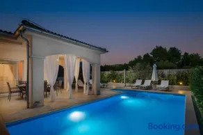 Villa conviviale et familiale avec jardin, barbecue et piscine privée | Vue nature - Image 3