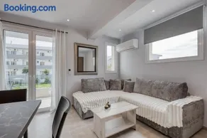 Solazur House - Sea View Stay by Ipsos Beach - Image 2
