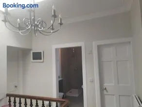 Park Cottage - Spacious & Luxurious Room in B Listed Cottage - Image 4