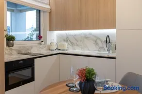 Stylish Metodova Apartment - Central Mall &Parking - Image 4