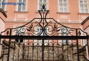 apartmány Antik Pratterov Dom - Image 4