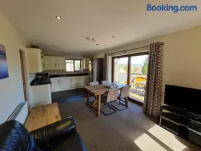 Cherry Lodge - Image 3