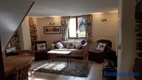 Maroux Vian Country Cottage - Image 1