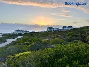 97 Divot Drive, Pinnacle Point Golf & Beach Estate - Image 2
