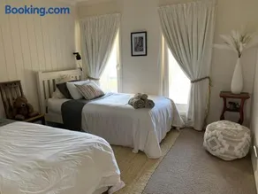 Charm Lodge - Image 2