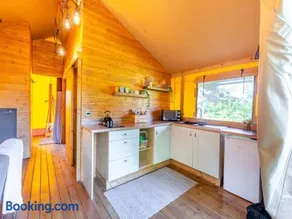 Little North Field Family Safari Tent Glamping near Harrogate - Image 3