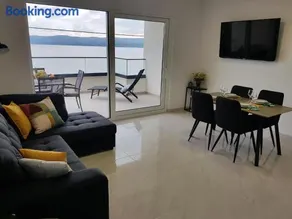 La Vista apartments - Image 1