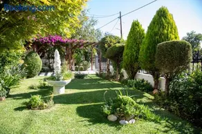 Harision Residence - Image 1
