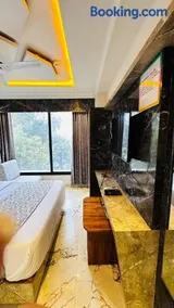 hotel Lotus Park Gandhinagar - Image 2